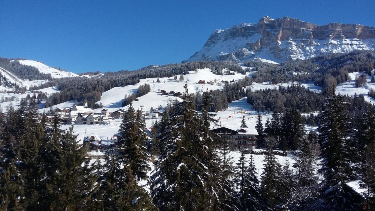 Guesthouse Rungg Badia (South Tyrol) Buitenkant foto