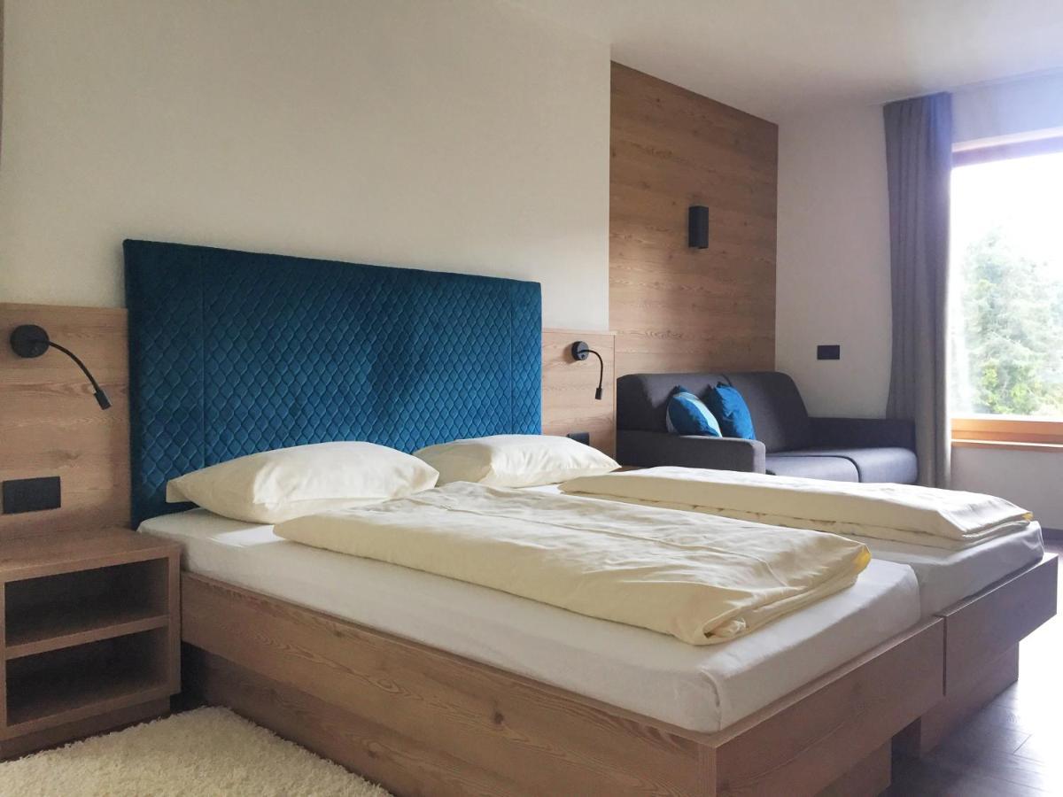 Guesthouse Rungg Badia (South Tyrol) Buitenkant foto