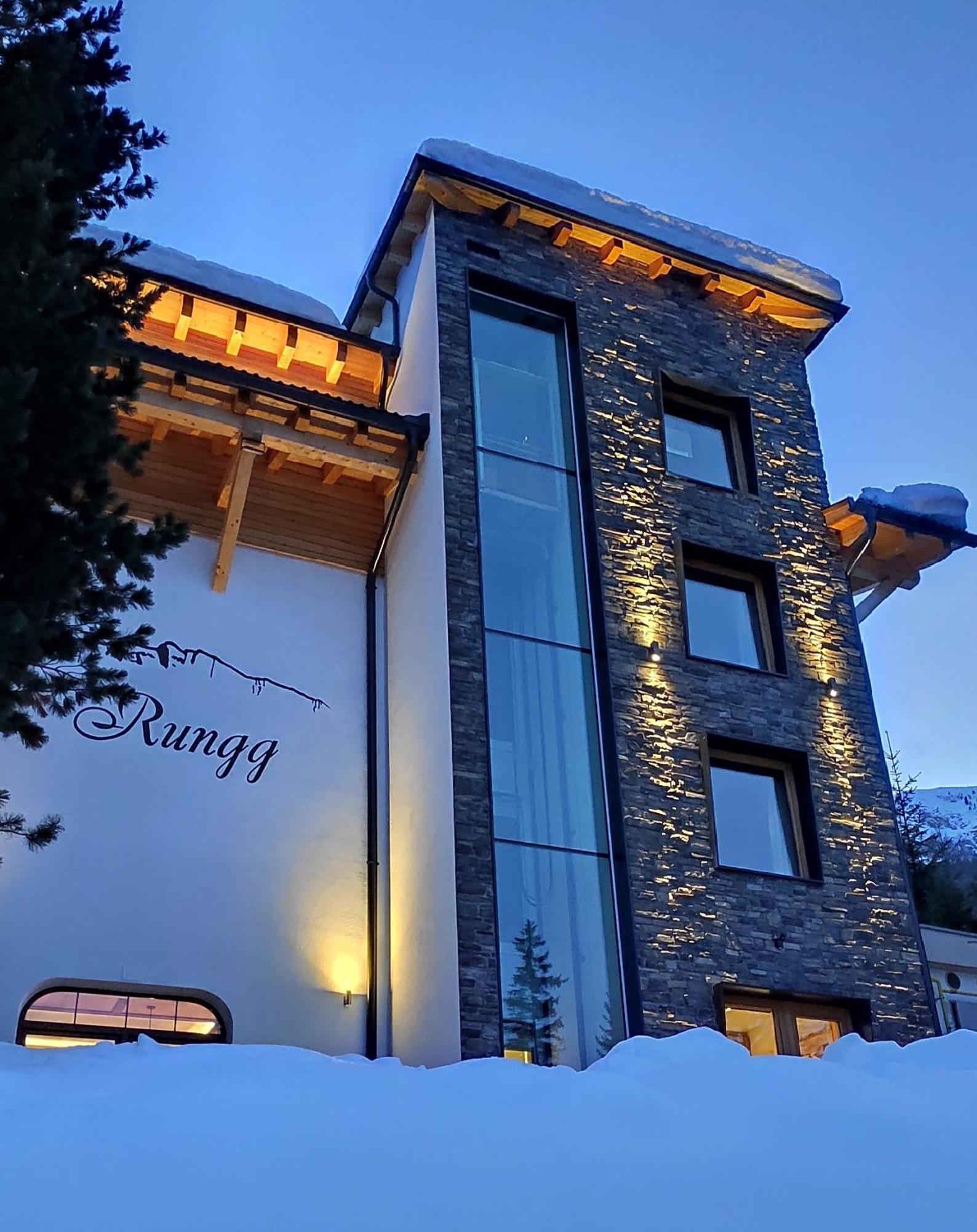 Guesthouse Rungg Badia (South Tyrol) Buitenkant foto