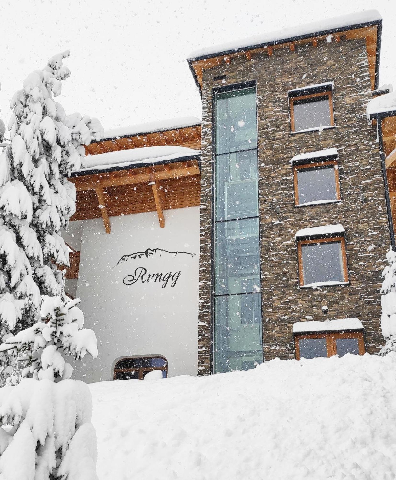 Guesthouse Rungg Badia (South Tyrol) Buitenkant foto