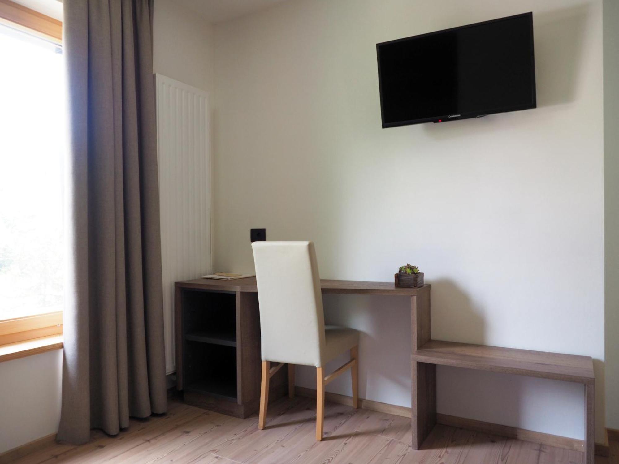 Guesthouse Rungg Badia (South Tyrol) Buitenkant foto