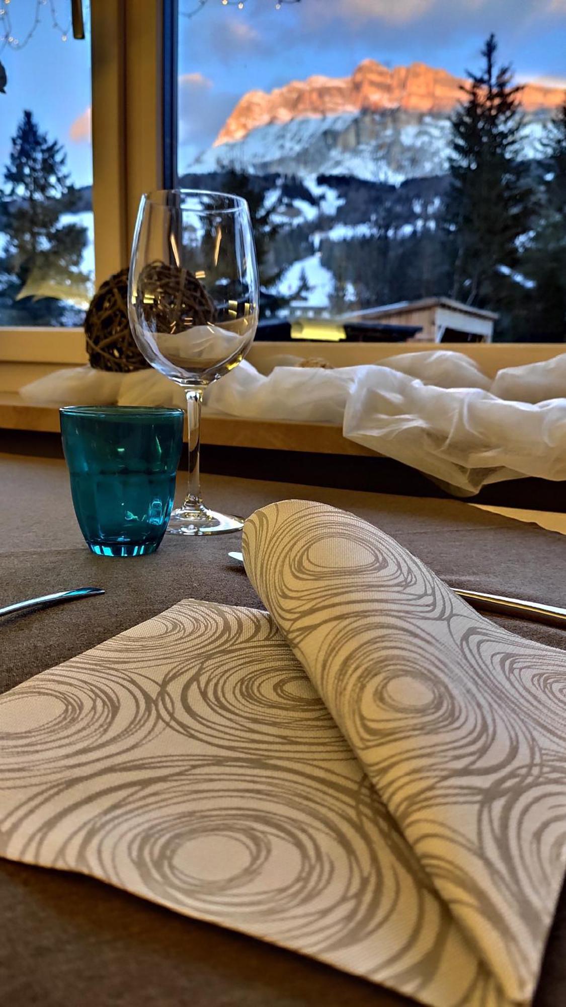 Guesthouse Rungg Badia (South Tyrol) Buitenkant foto